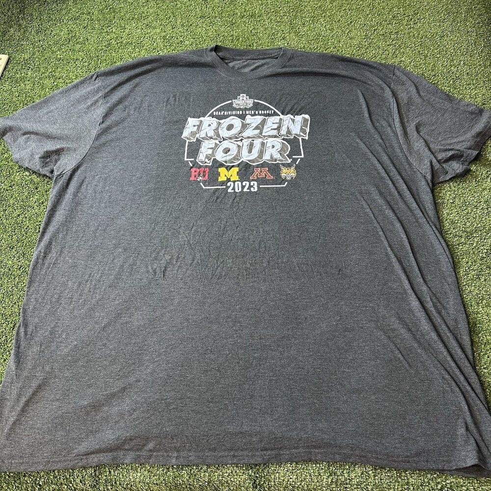 2023 Frozen Four Gray Short Sleeve T-Shirt Men 5XL NWOT